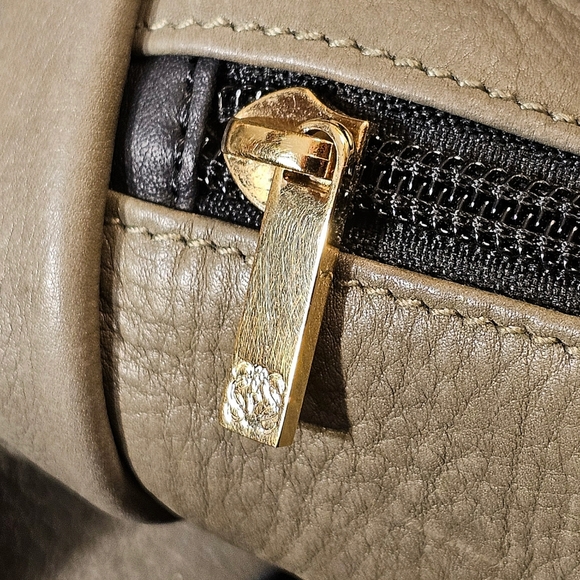 LOEWE SUEDE HANDBAG - Picture 16 of 16